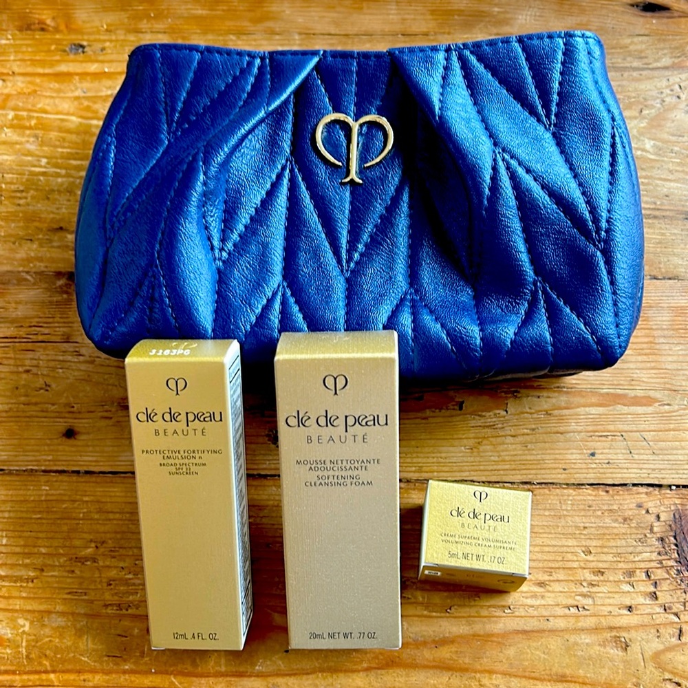 New Cle De Peau skincare travel set